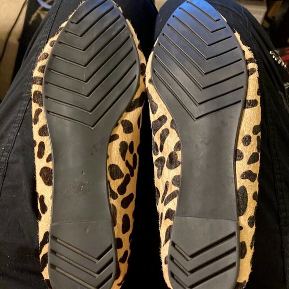 ME TOO Audra Calf Hair Leopard Print Flat 9M - Picture 4 of 4